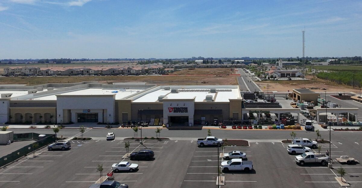 Tractor Supply Company retail project building in Clovis, California.